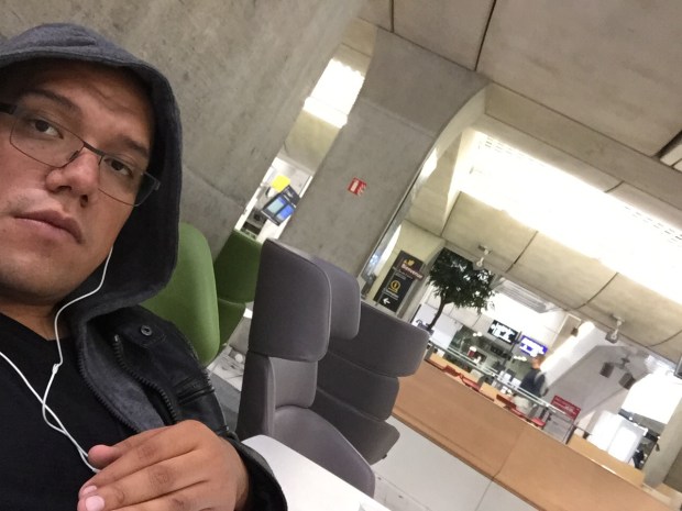 atorado en charles de gaulle